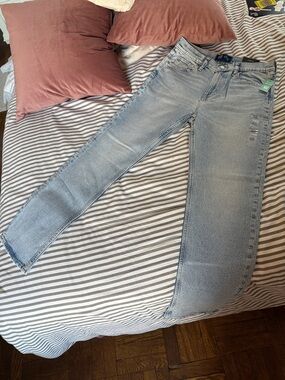 Gap Light Wash Straight Leg Jeans - Blue